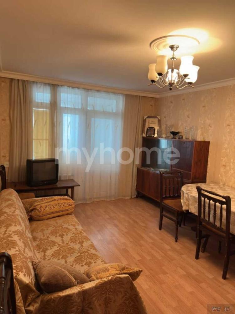  Bakı şəhərində 50m² mənzil kirayə verilir