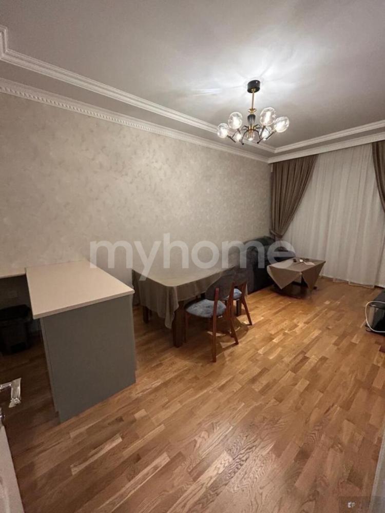  Bakı şəhərində 47m² mənzil kirayə verilir