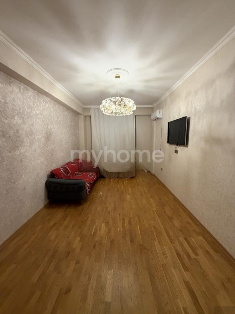  Bakı şəhərində 90m² mənzil kirayə verilir