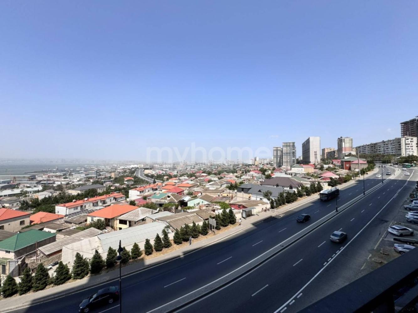  Bakı şəhərində 140m² mənzil satılır