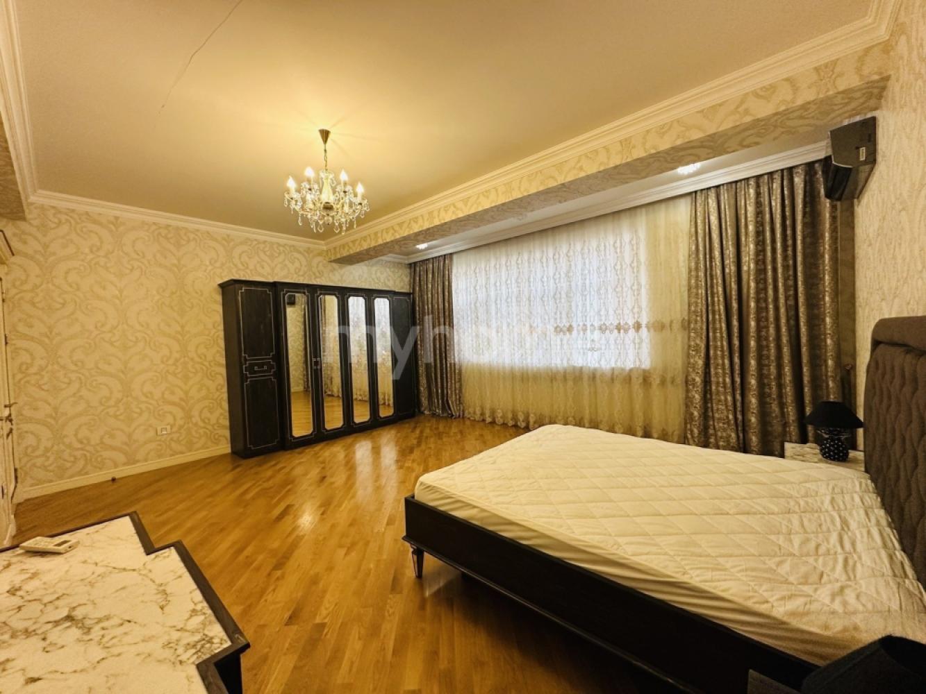  Bakı şəhərində 140m² mənzil kirayə verilir