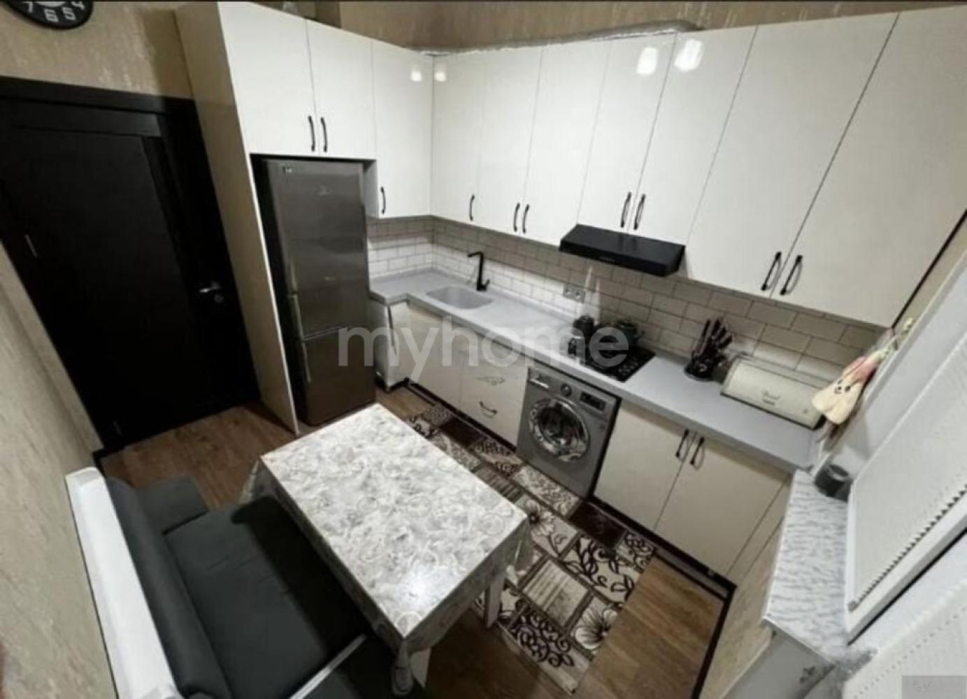  Bakı şəhərində 62m² mənzil kirayə verilir