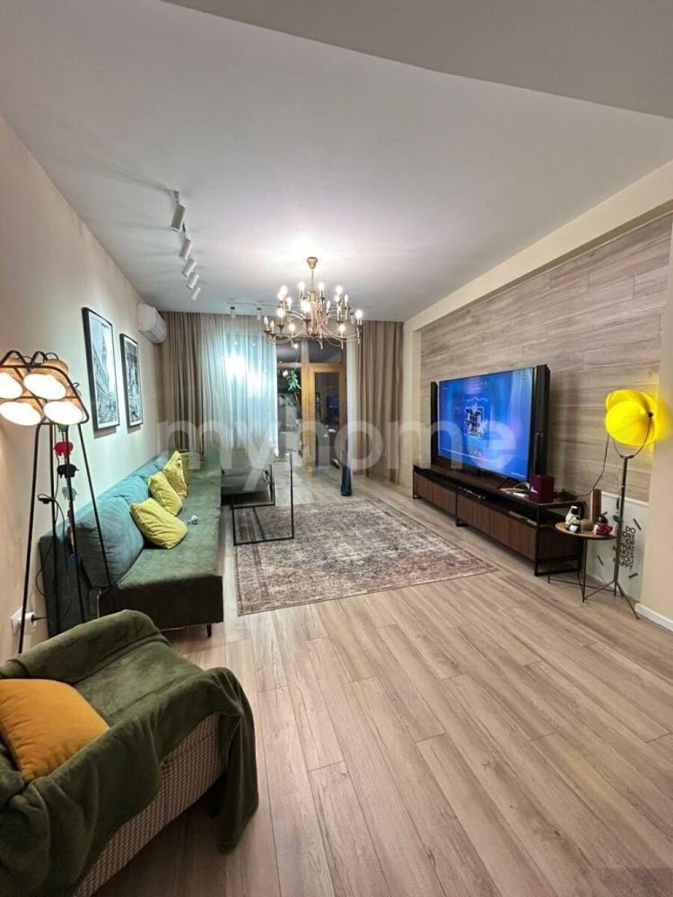  Bakı şəhərində 105m² mənzil kirayə verilir