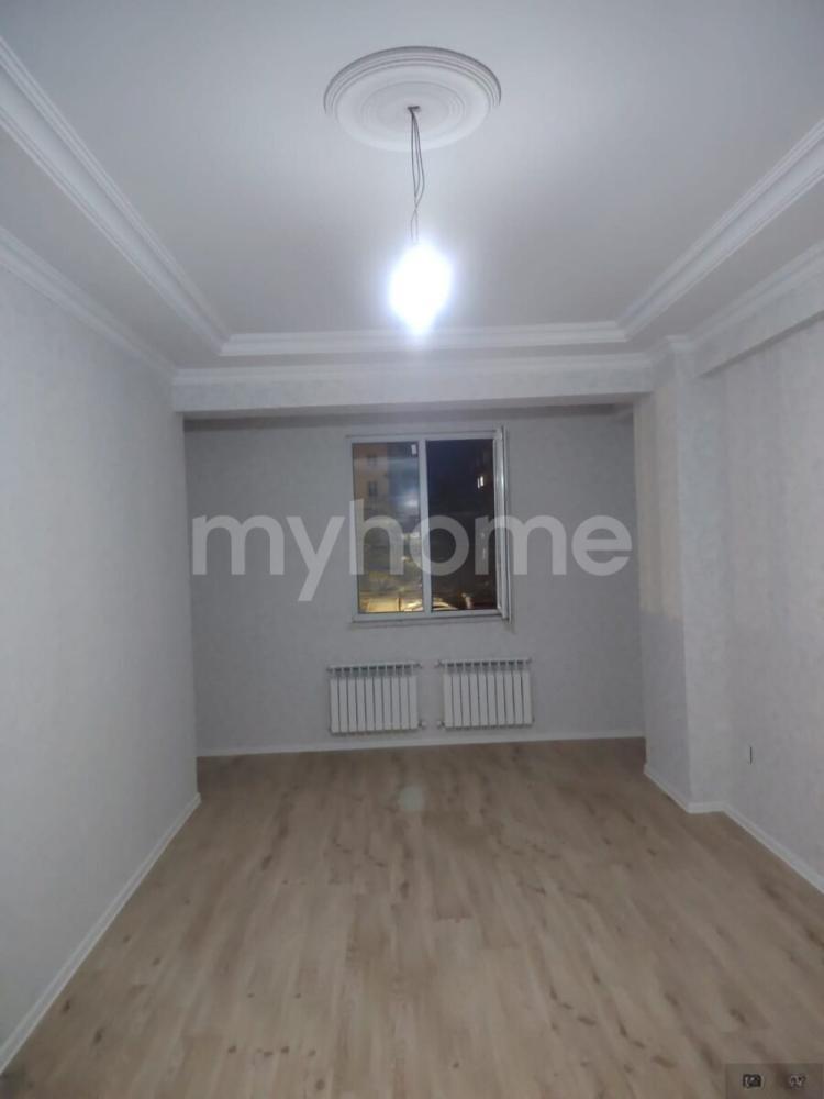  Bakı şəhərində 73m² mənzil satılır