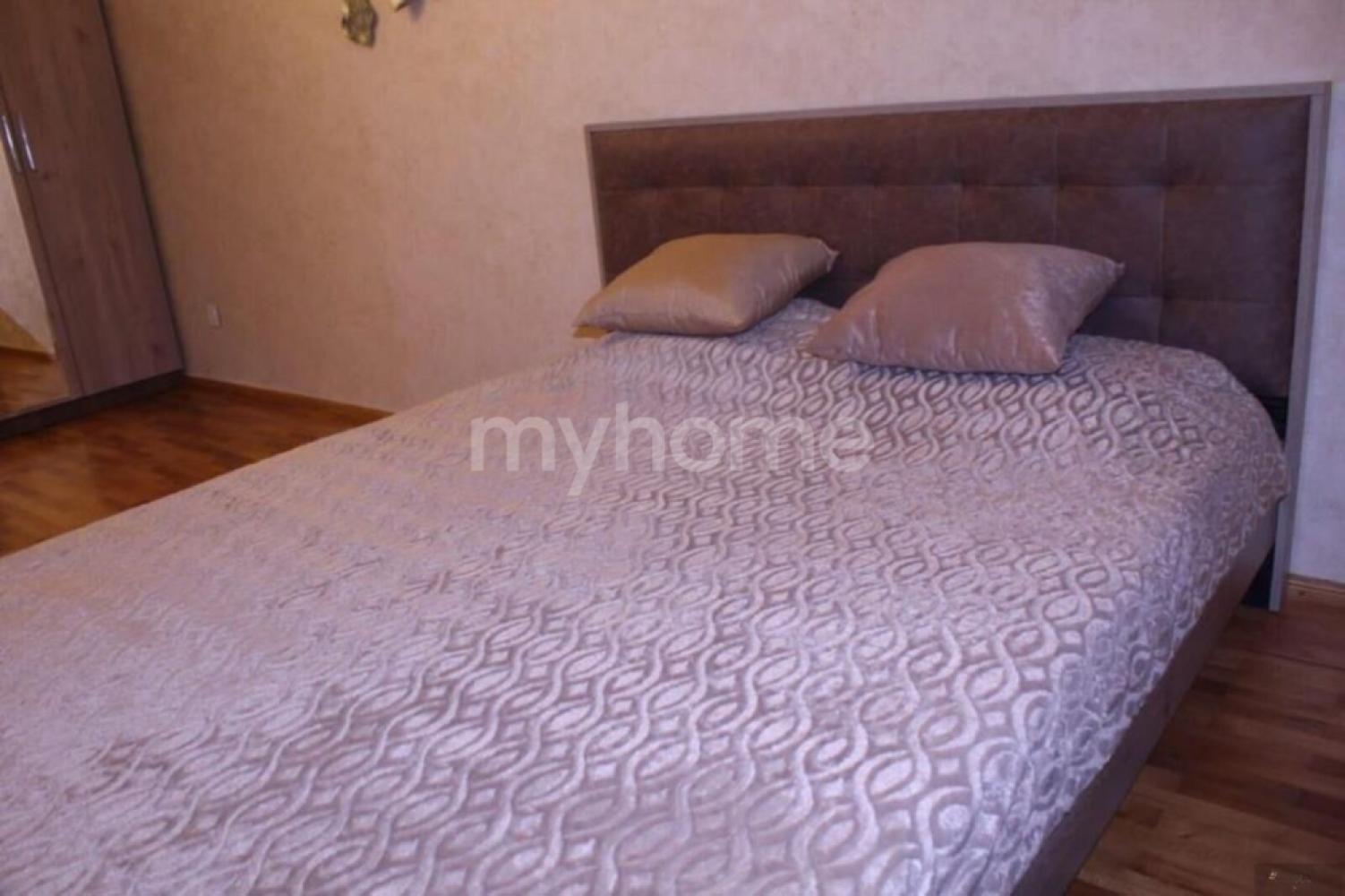  Bakı şəhərində 100m² mənzil kirayə verilir