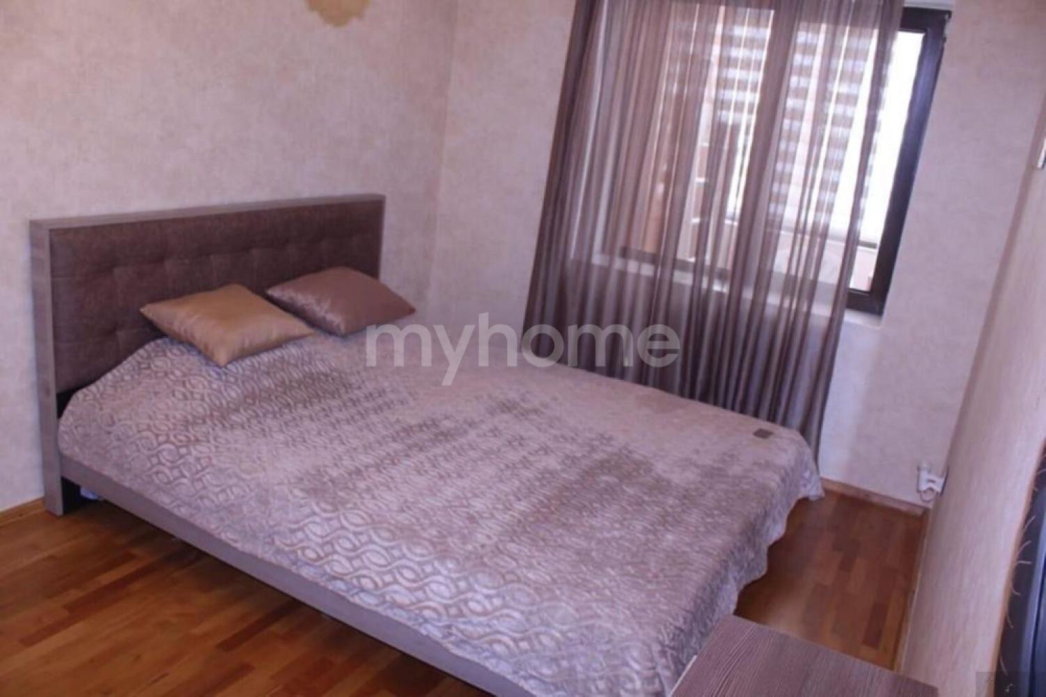  Bakı şəhərində 100m² mənzil kirayə verilir