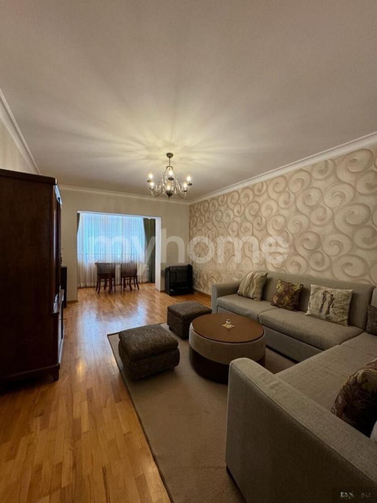  Bakı şəhərində 100m² mənzil kirayə verilir
