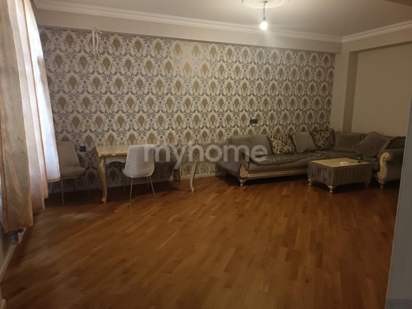  Sumqayıt şəhərində 80m² mənzil kirayə verilir