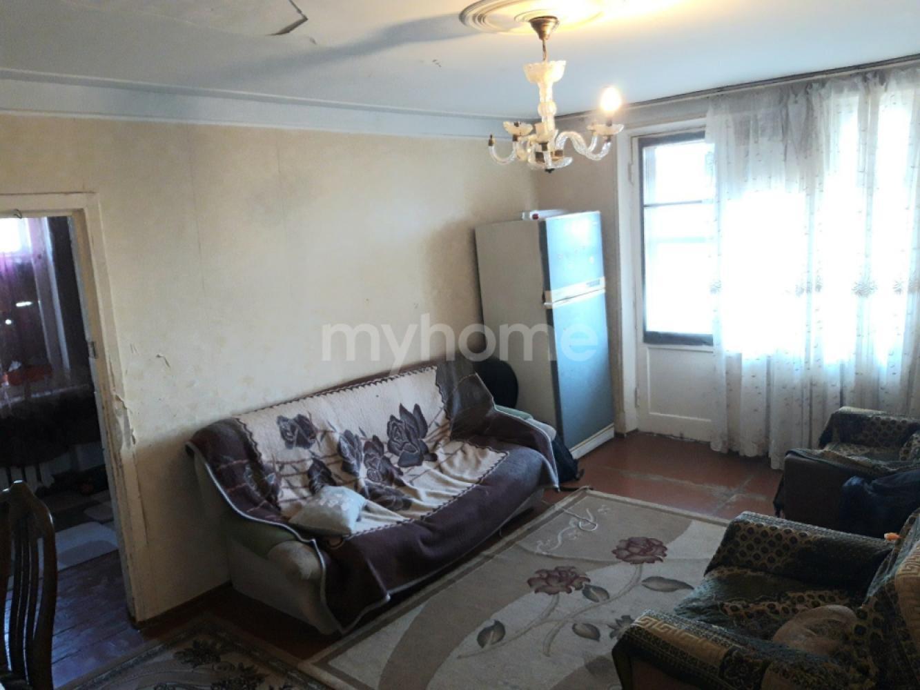  Zığ qəsəbəsində 45m² mənzil satılır