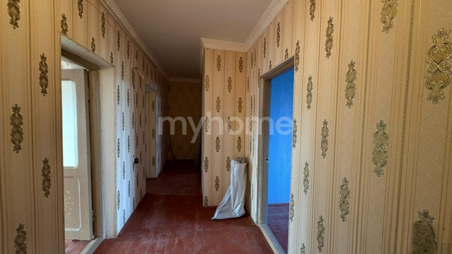  Gəncə şəhərində 88m² mənzil kirayə verilir
