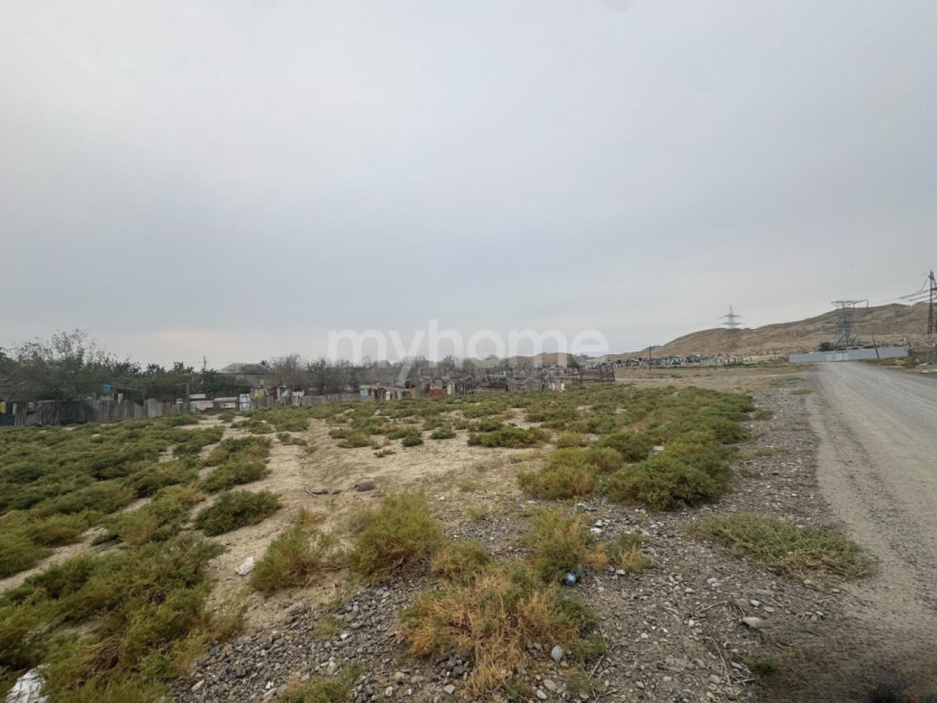  Bakı şəhərində torpaq satılır