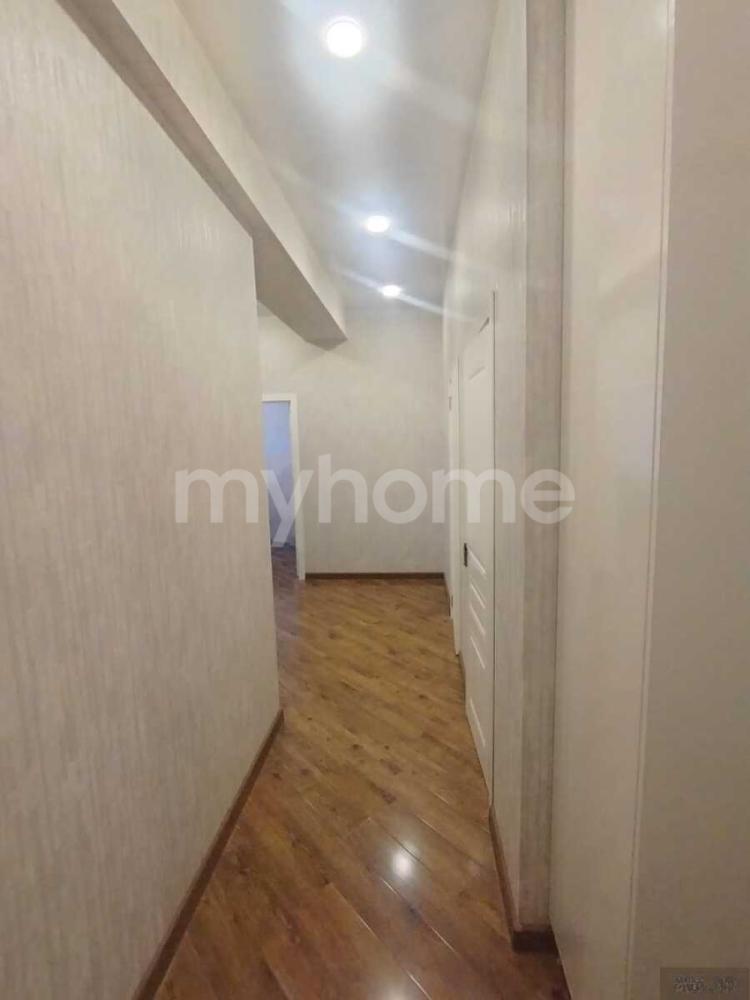 Sumqayıt şəhərində 73m² mənzil satılır