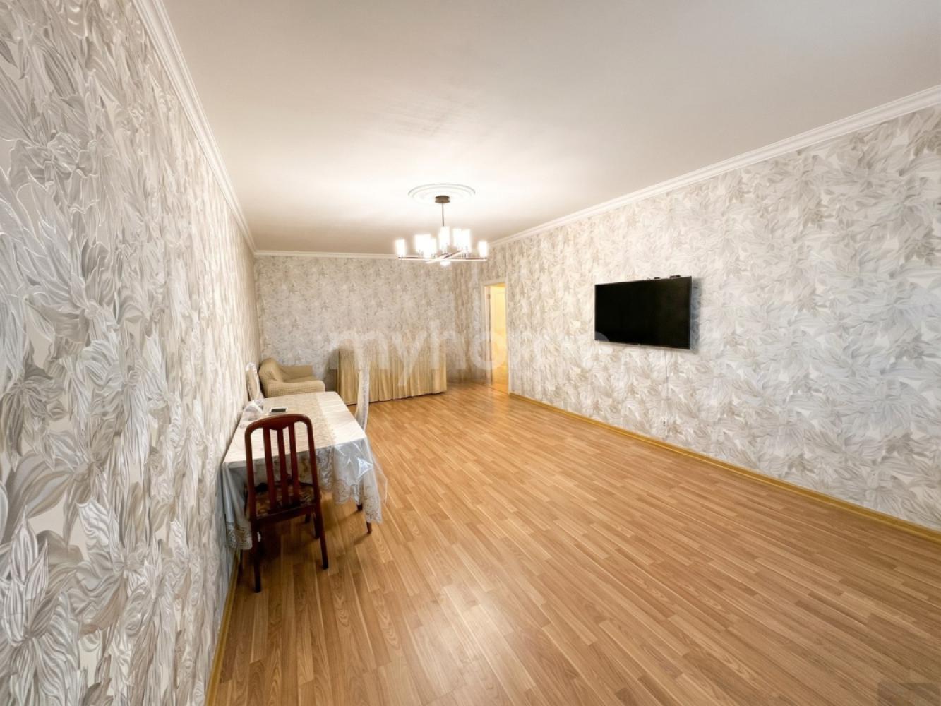  Bakı şəhərində 87m² mənzil satılır