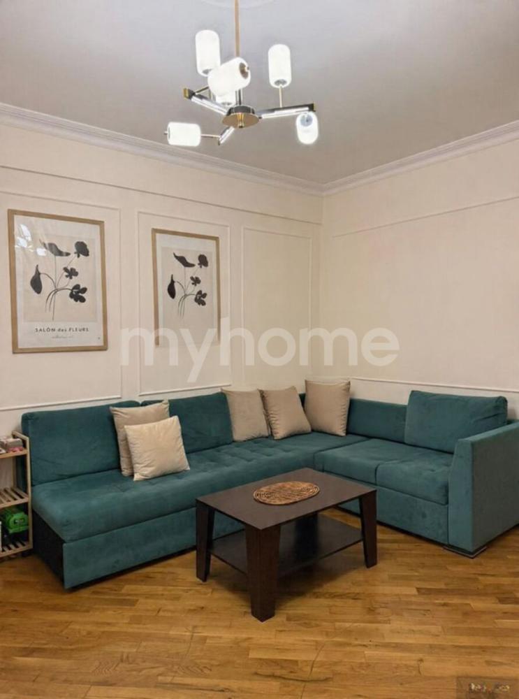  Yasamal qəsəbəsində 65m² mənzil satılır