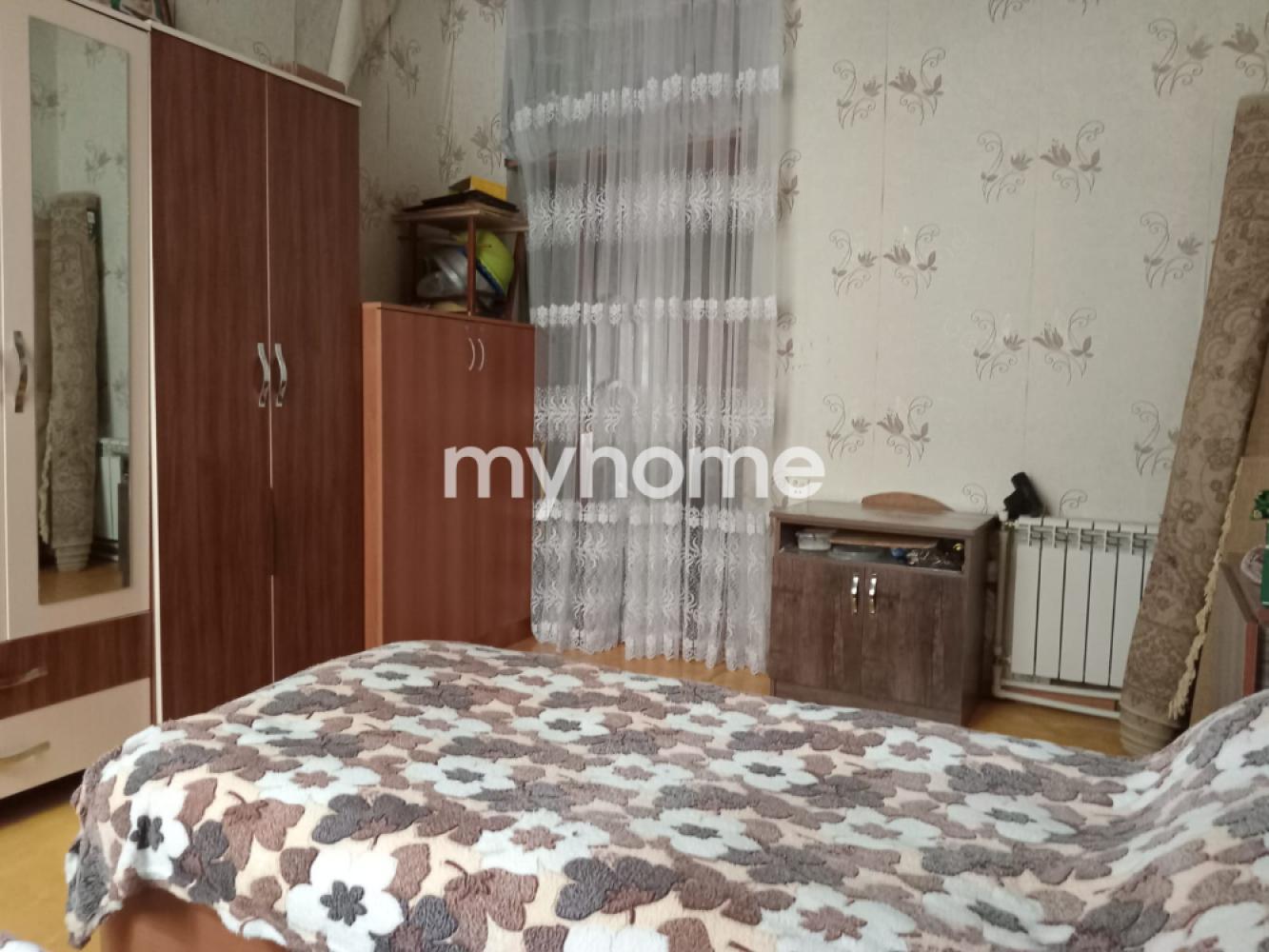 Bakıxanov qəsəbəsi 38m² mənzil satılır