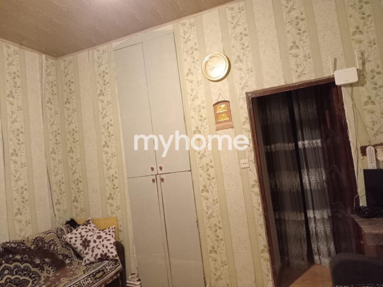 Bakıxanov qəsəbəsində 38m² mənzil satılır Bakıxanov qəsəbəsində 38m² mənzil satılır