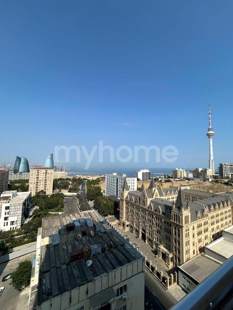  Badamdar qəsəbəsində 140m² mənzil satılır