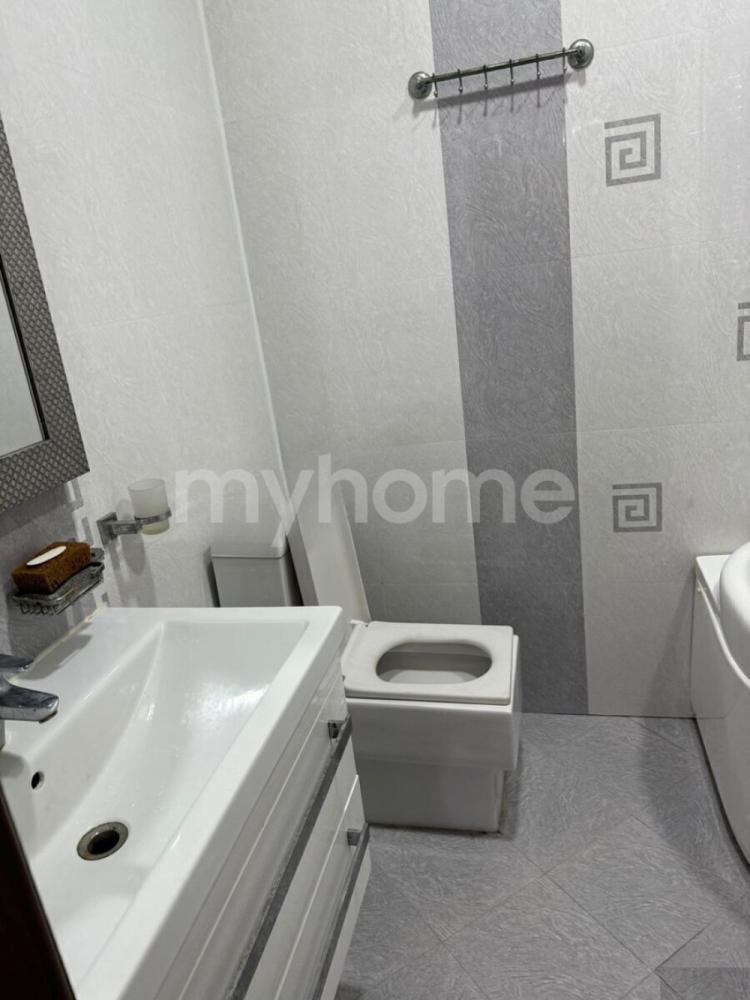  Bakı şəhərində 105m² mənzil kirayə verilir