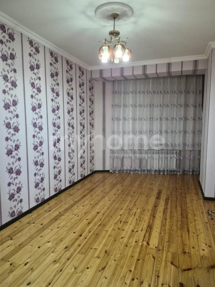  Yeni Günəşli qəsəbəsində 112m² mənzil satılır