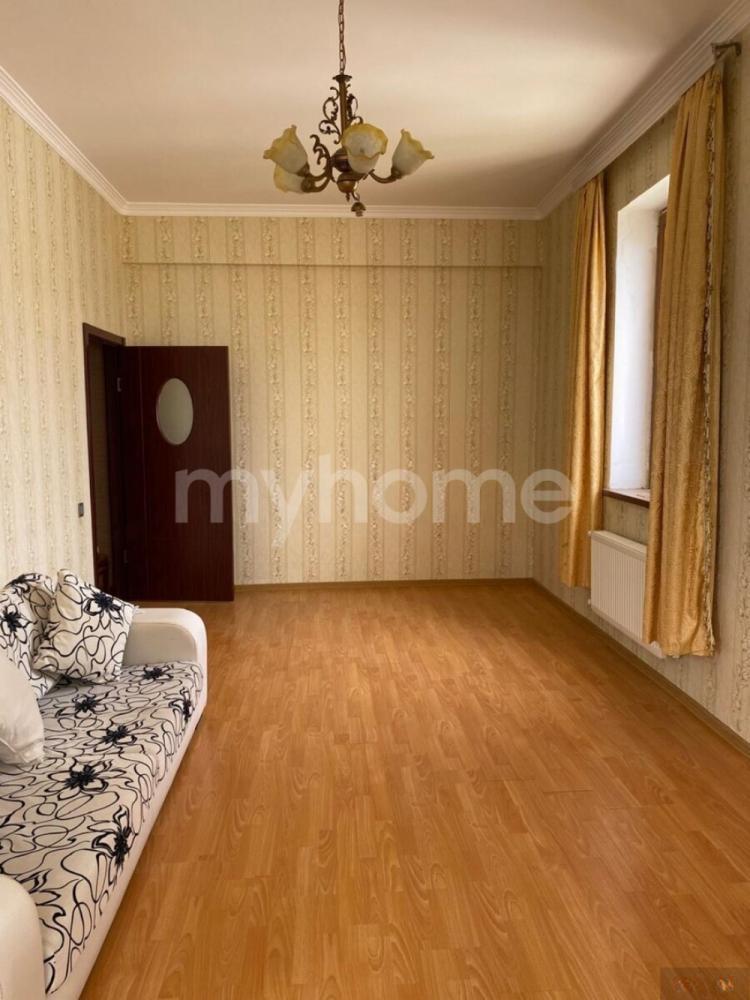  Bayıl qəsəbəsində 75m² mənzil satılır