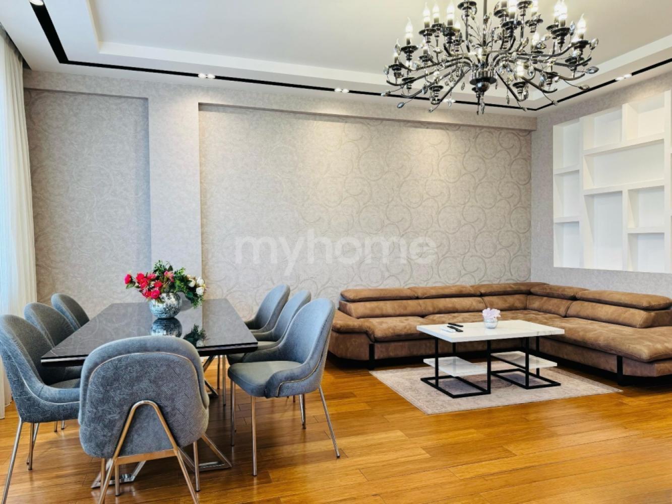  28 May qəsəbəsində 100m² mənzil kirayə verilir