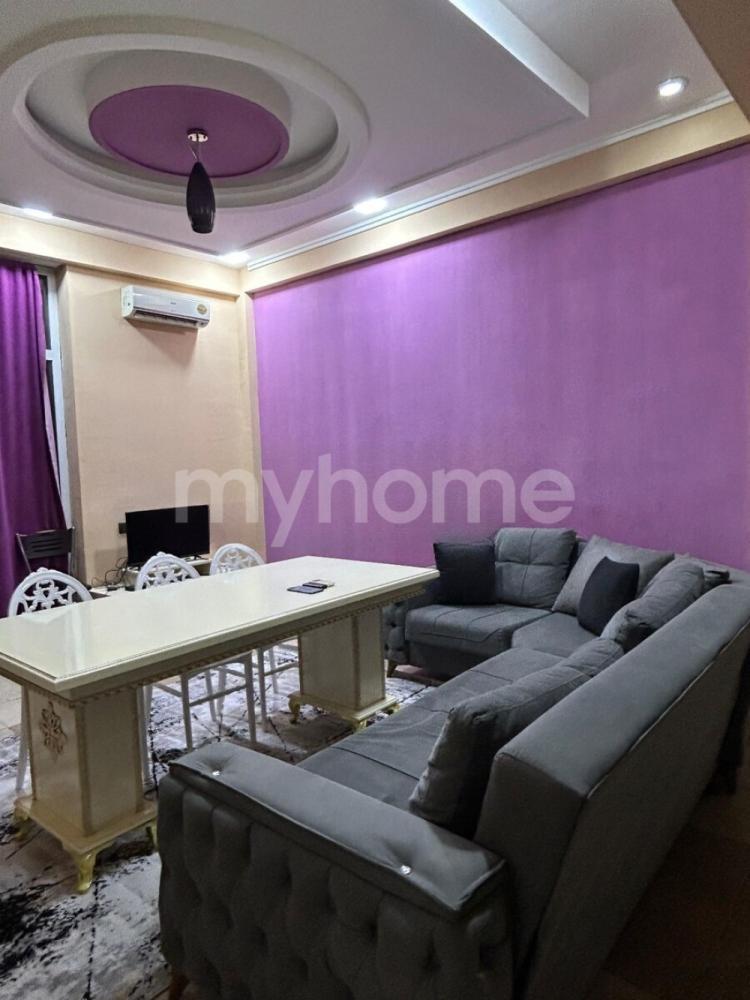  28 May qəsəbəsində 120m² mənzil kirayə verilir