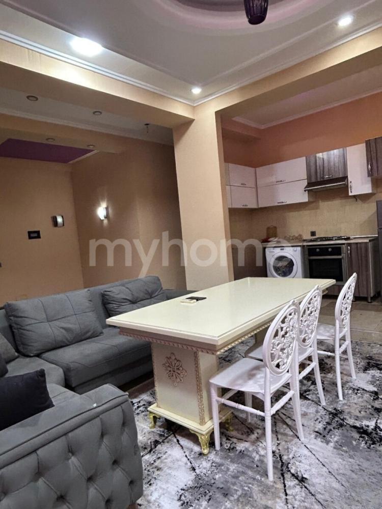  28 May qəsəbəsində 120m² mənzil kirayə verilir