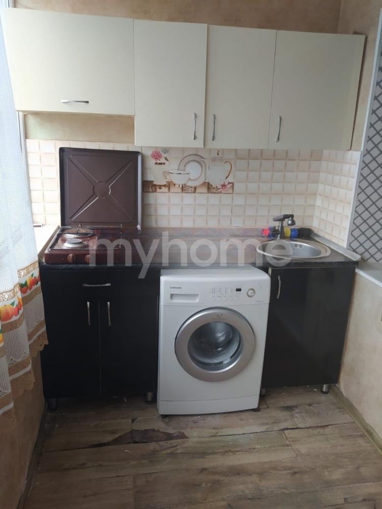  Bakı şəhərində 40m² mənzil satılır