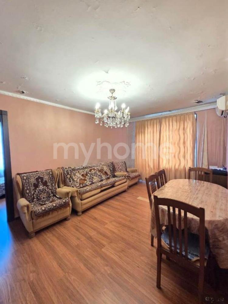  Bakı şəhərində 48m² mənzil satılır