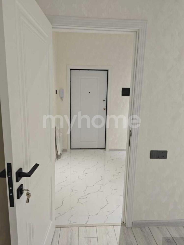  Təbrizli qəsəbəsində 85m² mənzil satılır