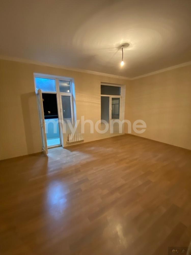  Hövsan qəsəbəsində 115m² mənzil satılır