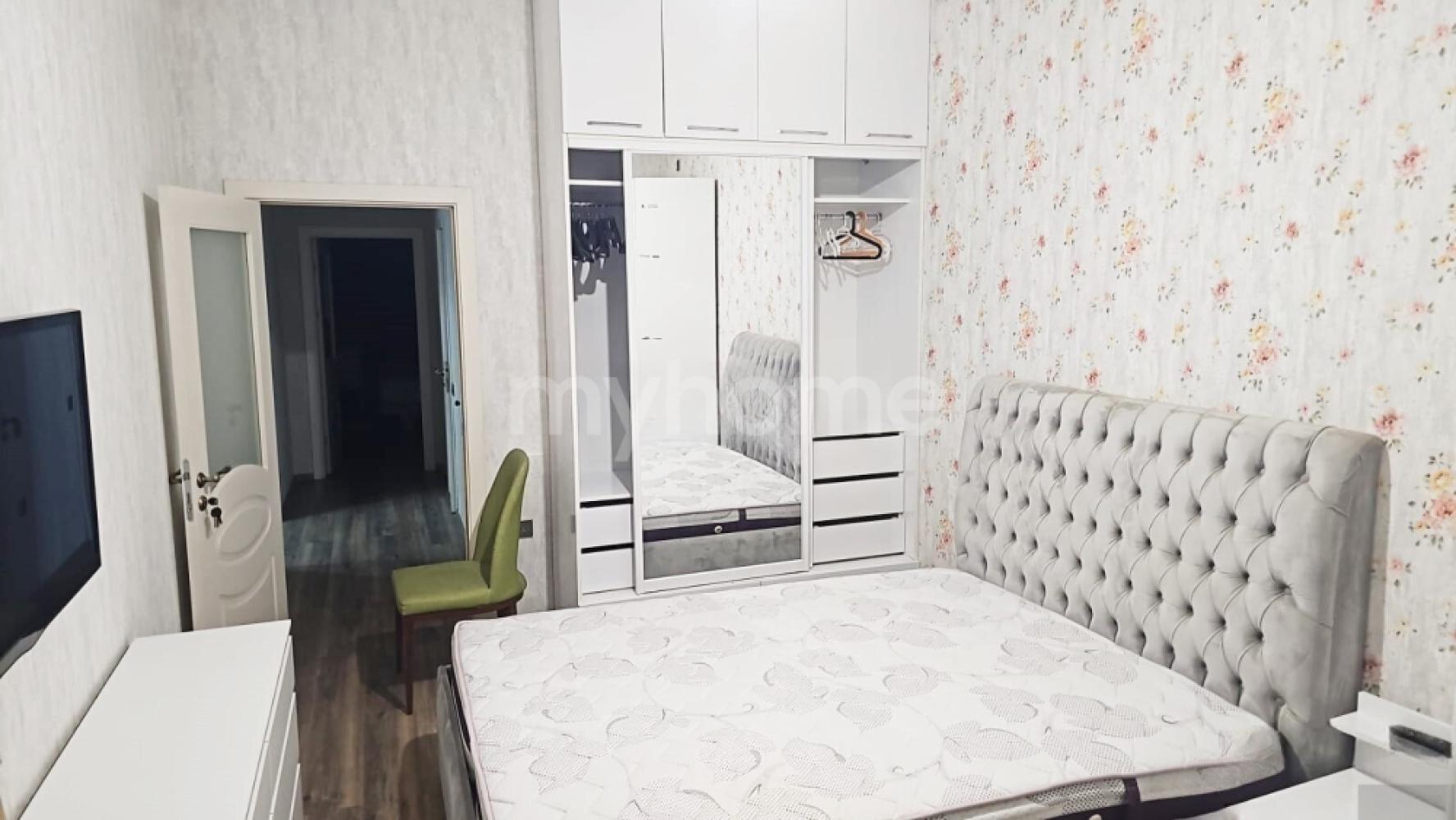  Bakı şəhərində 117m² mənzil kirayə verilir