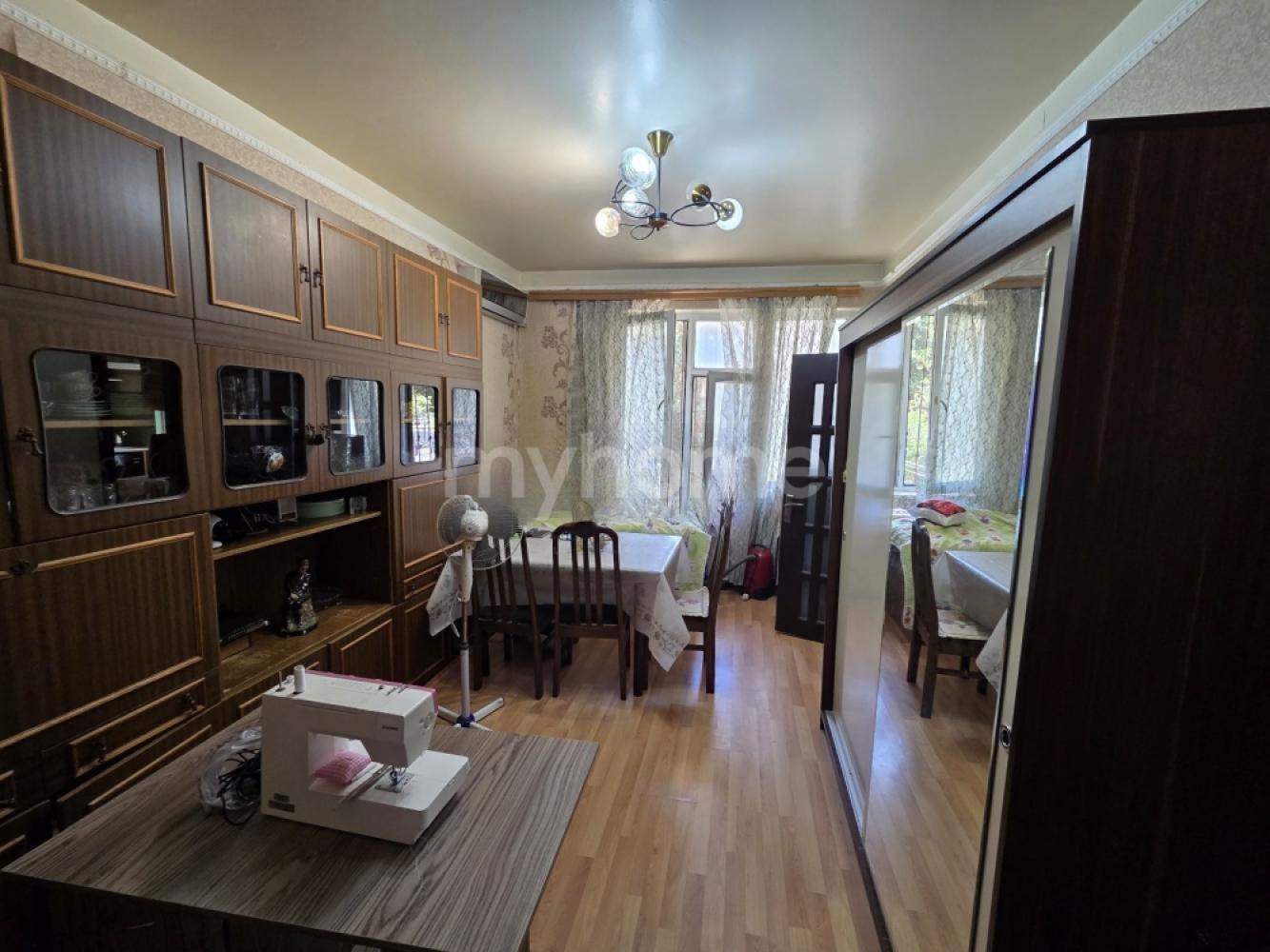  Bakı şəhərində 40m² mənzil kirayə verilir