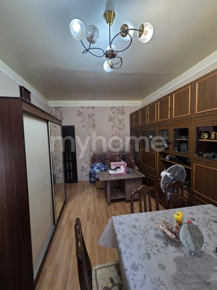  Bakı şəhərində 40m² mənzil kirayə verilir