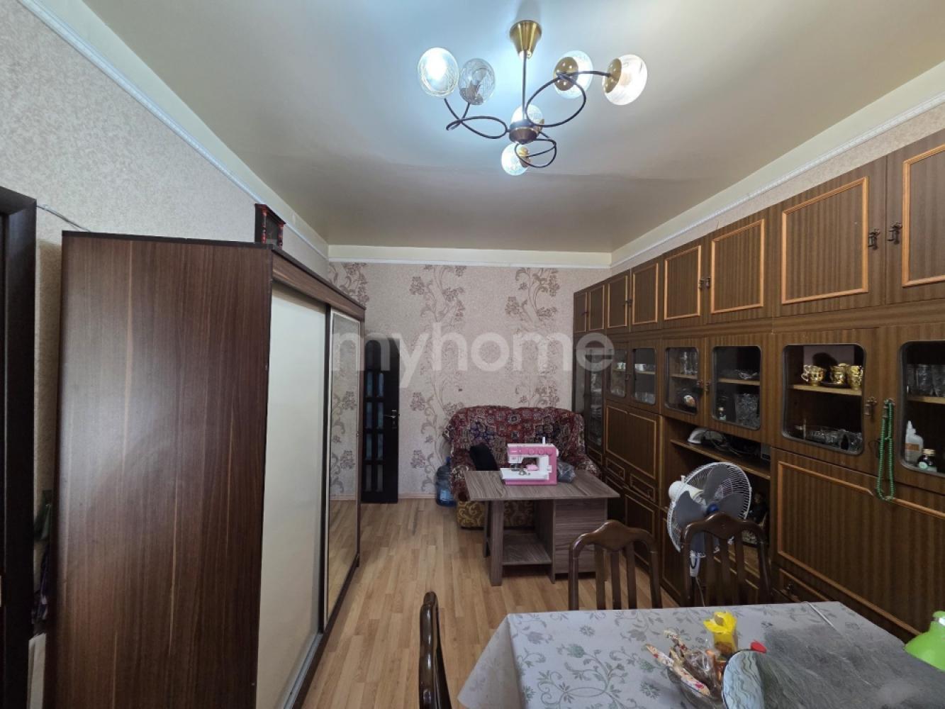  Bakı şəhərində 40m² mənzil kirayə verilir