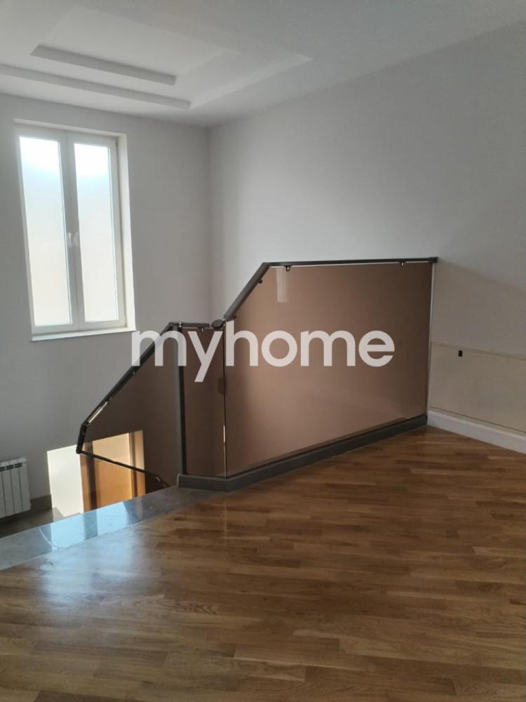 Xırdalan şəhərində 550m² həyət evi satılır Xırdalan şəhərində 550m² həyət evi satılır