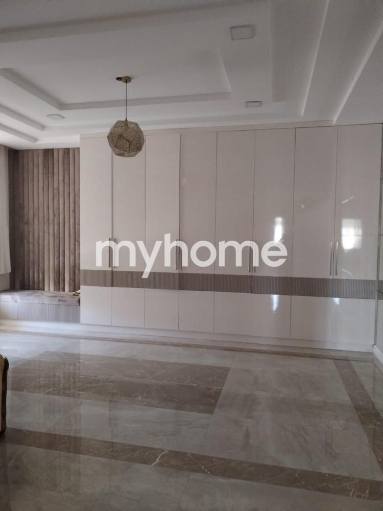 Xırdalan şəhərində 550m² həyət evi satılır Xırdalan şəhərində 550m² həyət evi satılır