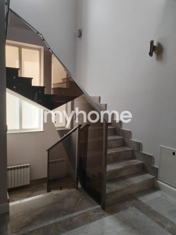 Xırdalan şəhərində 550m² həyət evi satılır Xırdalan şəhərində 550m² həyət evi satılır