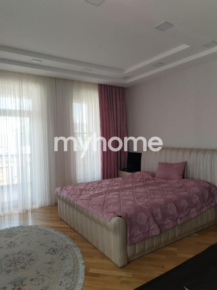 Xırdalan şəhərində 550m² həyət evi satılır Xırdalan şəhərində 550m² həyət evi satılır
