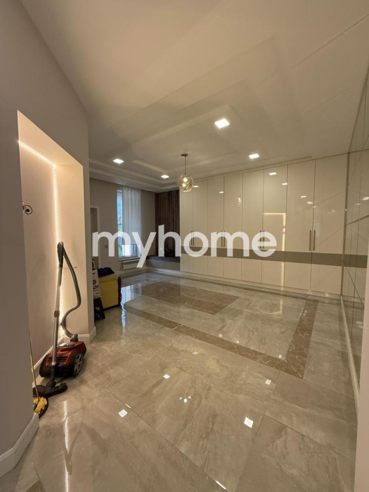 Xırdalan şəhərində 550m² həyət evi satılır Xırdalan şəhərində 550m² həyət evi satılır