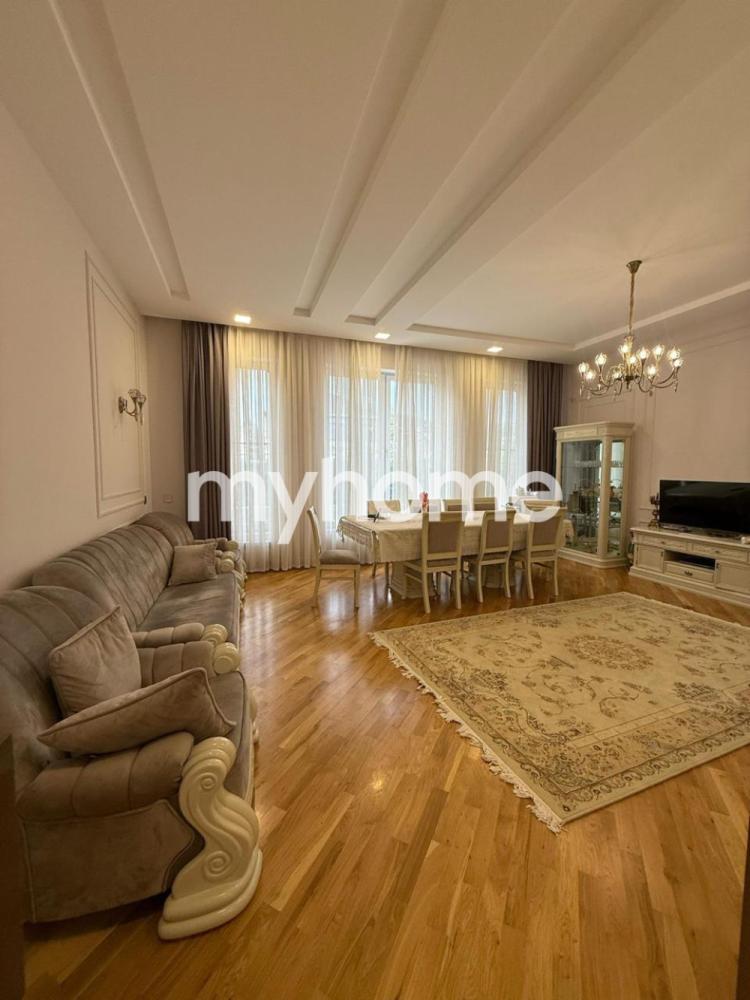 Xırdalan şəhəri 550m² həyət evi satılır