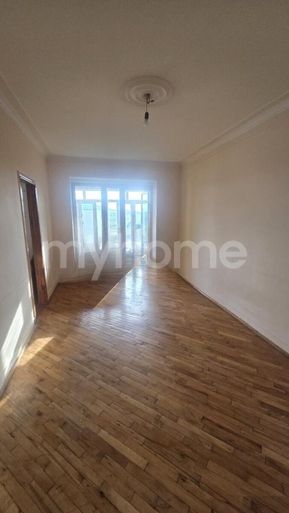  Sumqayıt şəhərində 47m² mənzil satılır