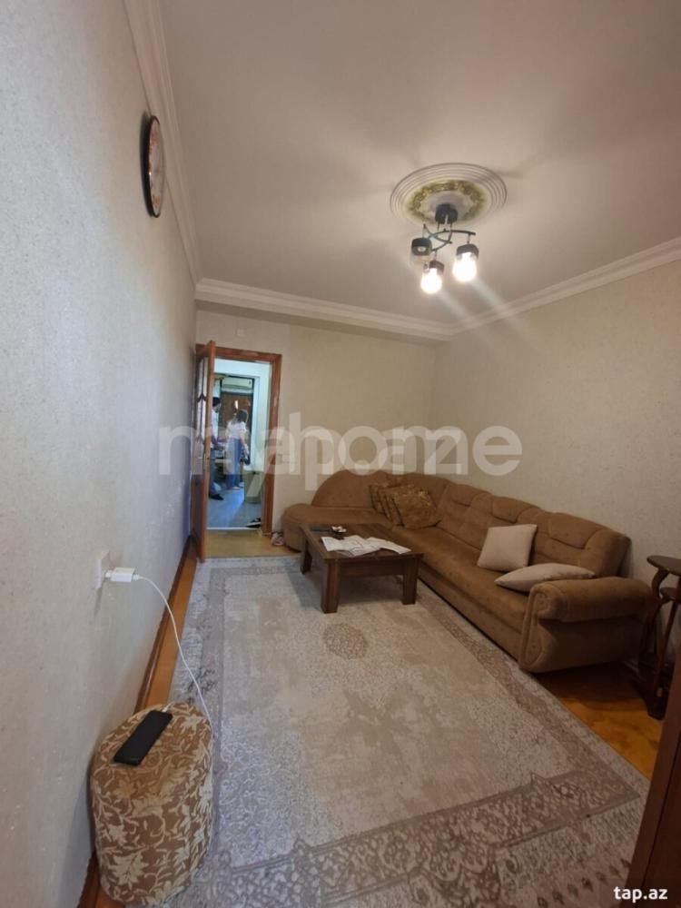  Yeni Günəşli qəsəbəsində 64m² mənzil kirayə verilir