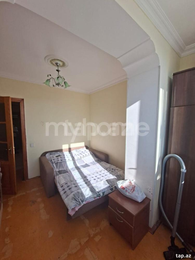  Yeni Günəşli qəsəbəsində 64m² mənzil kirayə verilir