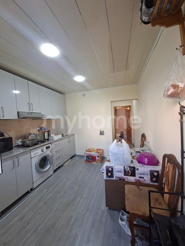  Yeni Günəşli qəsəbəsində 64m² mənzil kirayə verilir