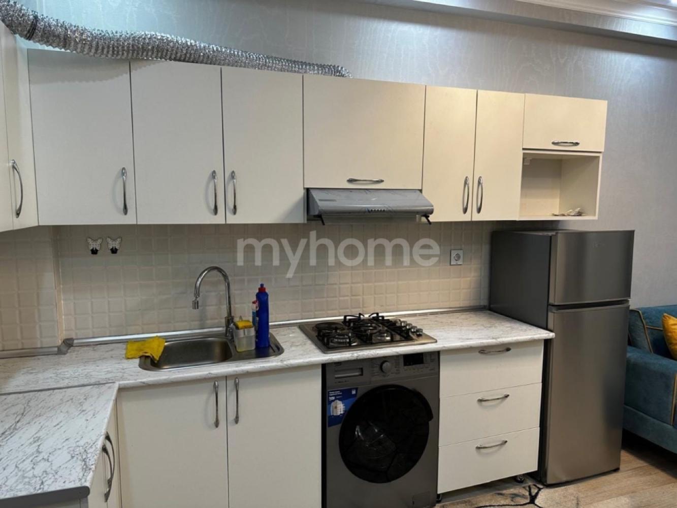  Saray qəsəbəsində 65m² mənzil kirayə verilir