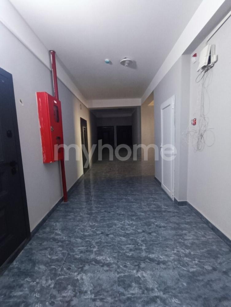  Xırdalan şəhərində 65m² mənzil satılır