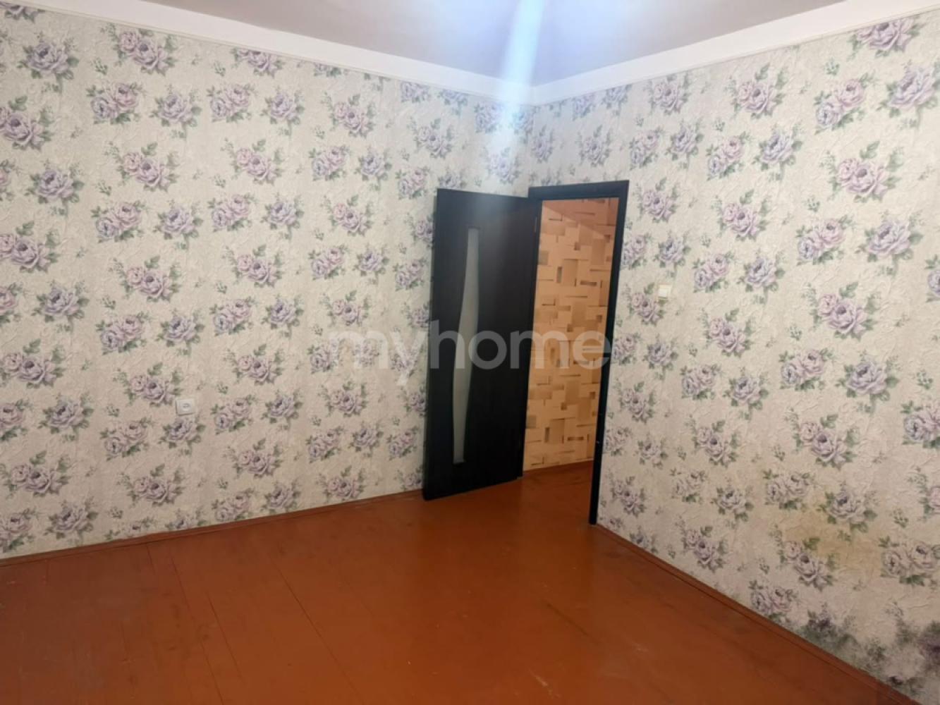  Sumqayıt şəhərində 65m² mənzil kirayə verilir