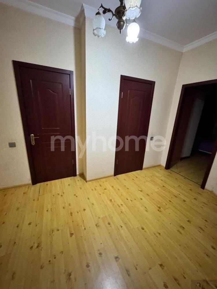  Bakı şəhərində 105m² mənzil kirayə verilir