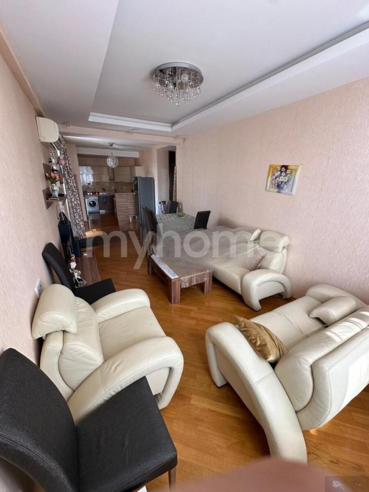 Bakı şəhərində 105m² mənzil kirayə verilir